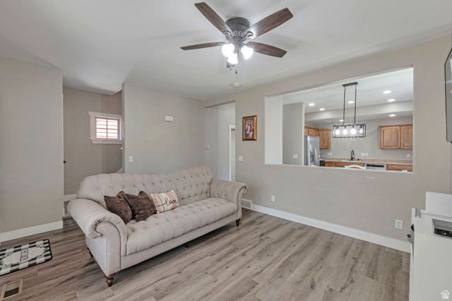 10868 S WEISS DR, South Jordan, UT 84009