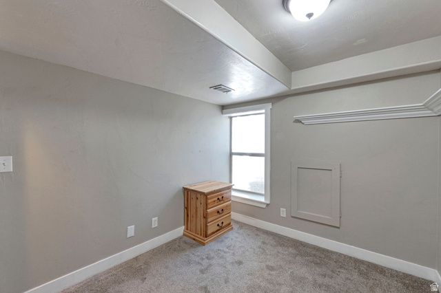 10868 S WEISS DR, South Jordan, UT 84009