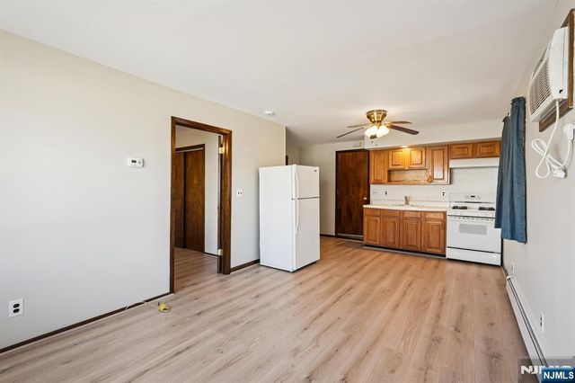 98 Lester Street, Wallington, NJ 07057