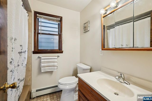 98 Lester Street, Wallington, NJ 07057