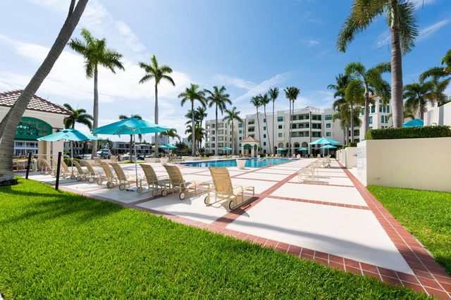 100 SE 5th Avenue 107, Boca Raton, FL 33432