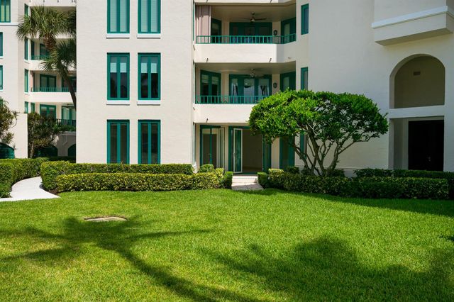 100 SE 5th Avenue 107, Boca Raton, FL 33432