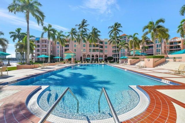 100 SE 5th Avenue 107, Boca Raton, FL 33432