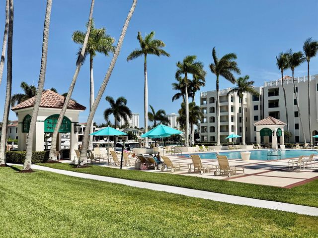100 SE 5th Avenue 107, Boca Raton, FL 33432