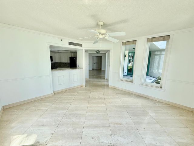 100 SE 5th Avenue 107, Boca Raton, FL 33432