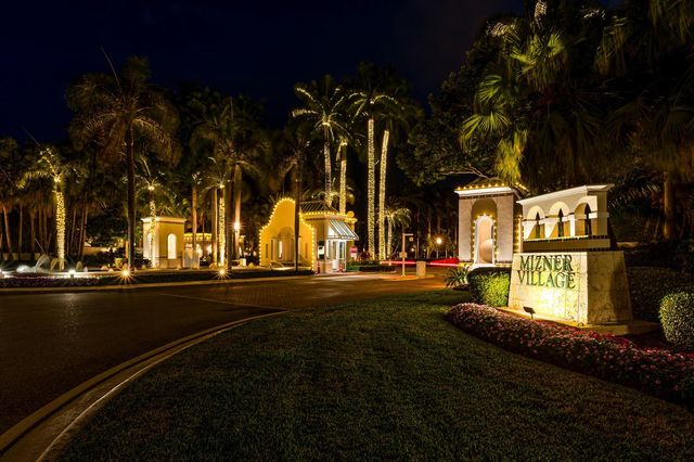 100 SE 5th Avenue 107, Boca Raton, FL 33432