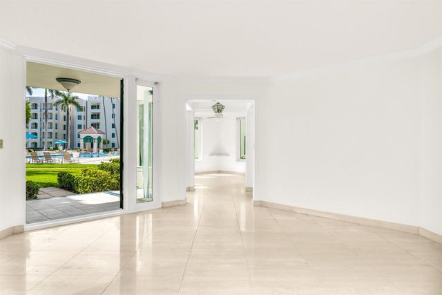 100 SE 5th Avenue 107, Boca Raton, FL 33432