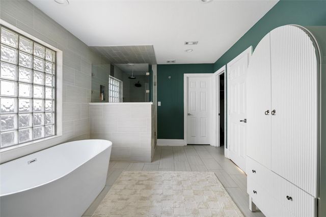 4522 Randwick Drive, Houston, TX 77092