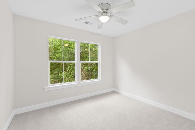2017 Hampton Avenue, North Charleston, SC 29405