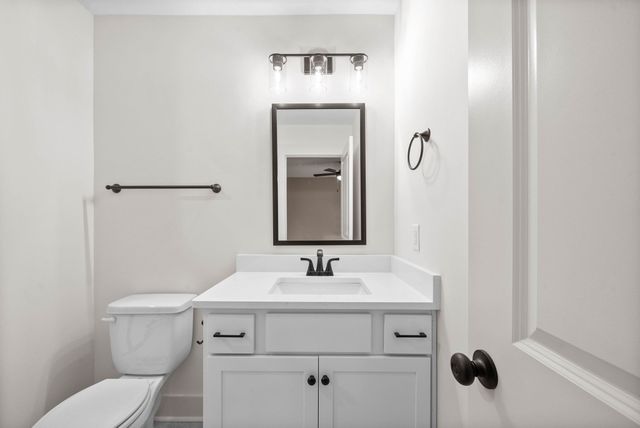 193 Dewberry Ct, Clarksville, TN 37042