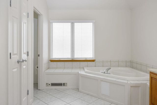 78 Apple Blossom Drive, Lebanon, NH 03784