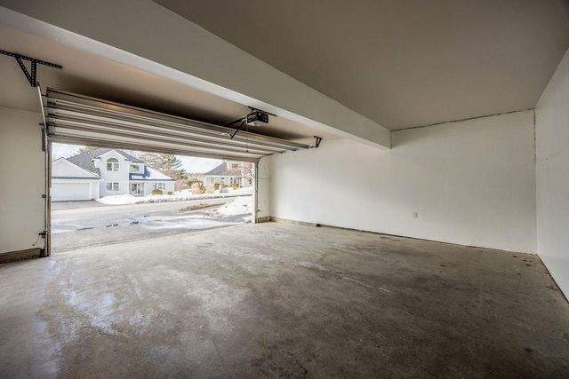 78 Apple Blossom Drive, Lebanon, NH 03784