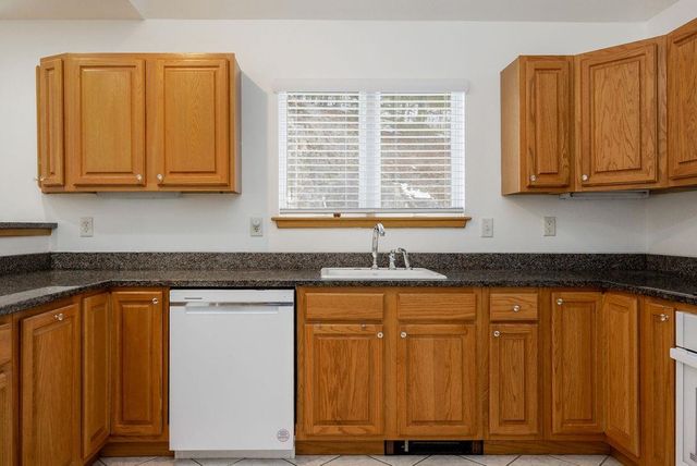 78 Apple Blossom Drive, Lebanon, NH 03784