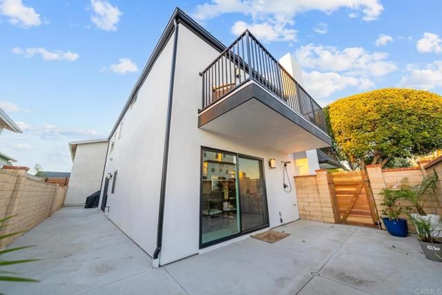 3865 Hibiscus Circle, Carlsbad, CA 92008