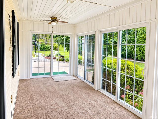 679 E Indiana Avenue, Spencer, IN 47460