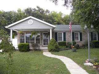 679 E Indiana Avenue, Spencer, IN 47460