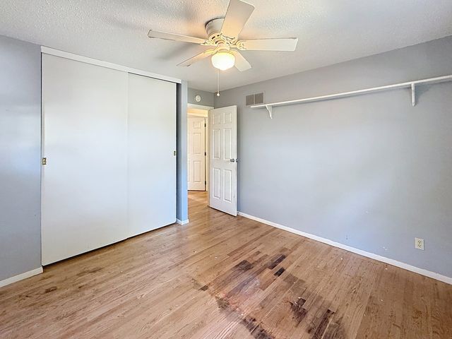 2507 N Hazelwood Avenue, Davenport, IA 52804