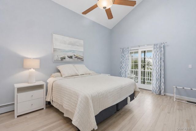 1 Canal Way, Hampton Bays, NY 11946