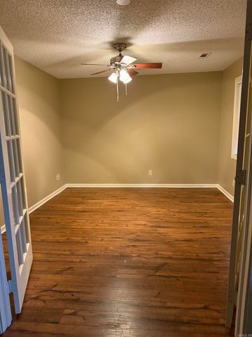 1613 Roleson, Jonesboro, AR 72404