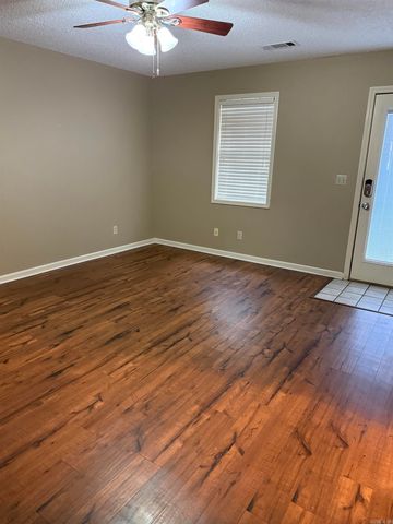 1613 Roleson, Jonesboro, AR 72404