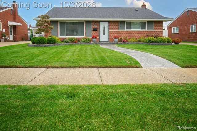 6542 Sunset Street, Garden City, MI 48135