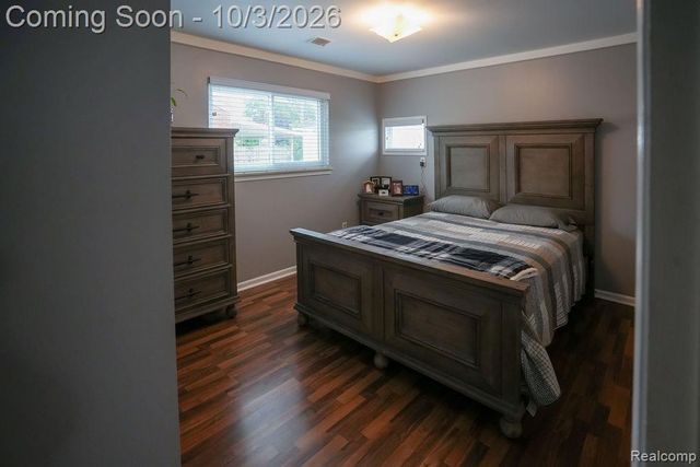 6542 Sunset Street, Garden City, MI 48135