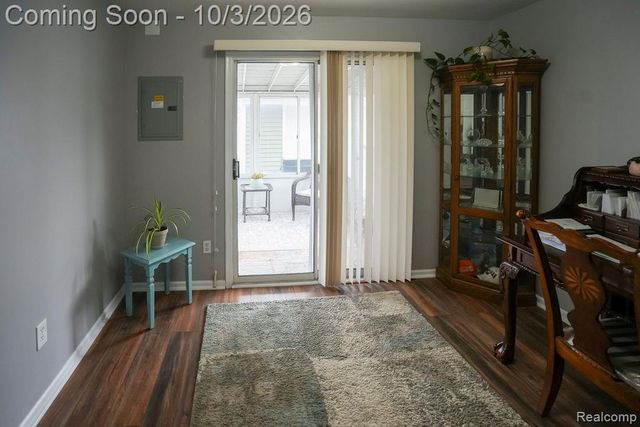 6542 Sunset Street, Garden City, MI 48135