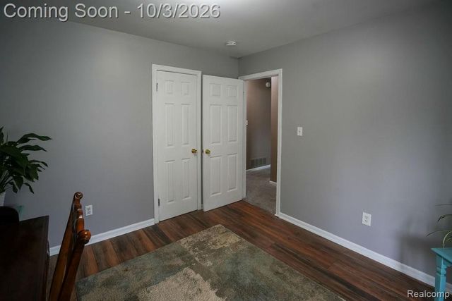 6542 Sunset Street, Garden City, MI 48135