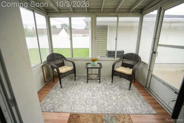 6542 Sunset Street, Garden City, MI 48135