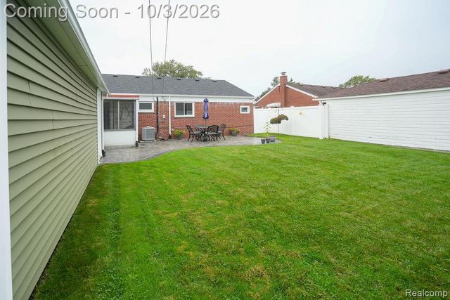 6542 Sunset Street, Garden City, MI 48135