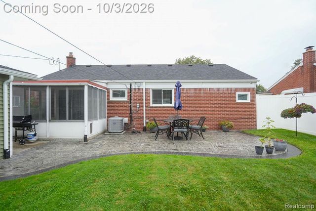 6542 Sunset Street, Garden City, MI 48135