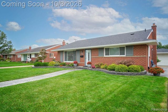 6542 Sunset Street, Garden City, MI 48135