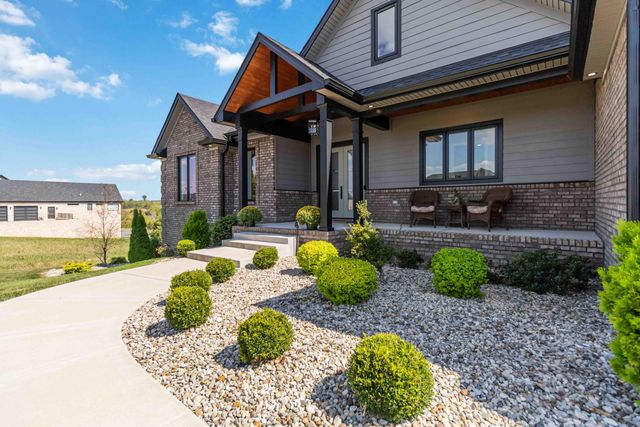 4160 Equestrian Way, Richmond, KY 40475