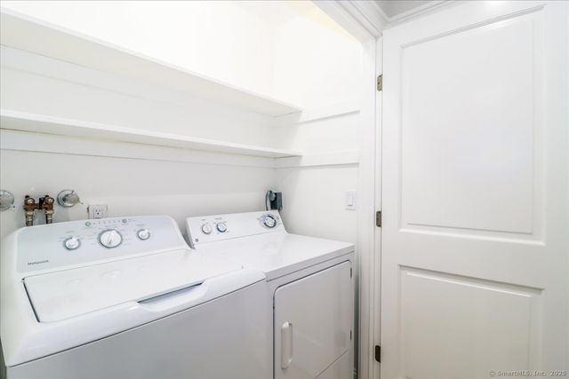 929 Heritage Village B, Southbury, CT 06488