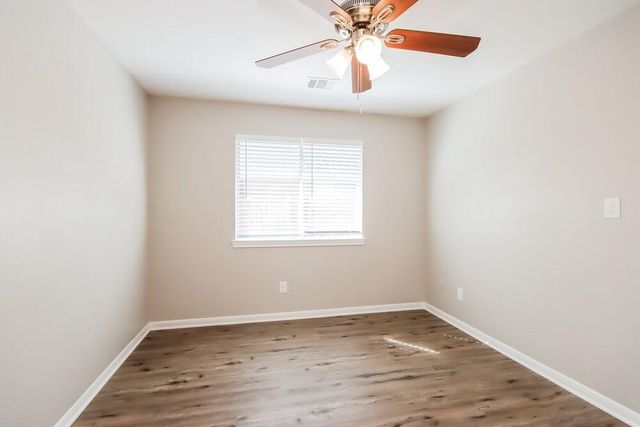 1110 Bringewood Chase Drive, Spring, TX 77379