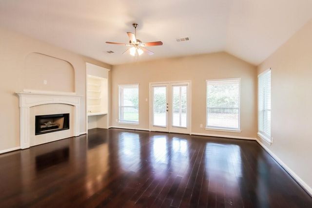 1110 Bringewood Chase Drive, Spring, TX 77379