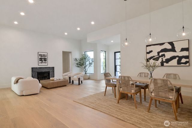 275 Island Boulevard, Fox Island, WA 98333