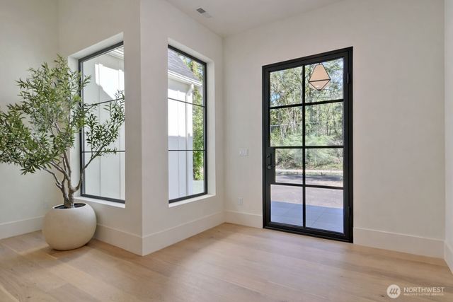 275 Island Boulevard, Fox Island, WA 98333