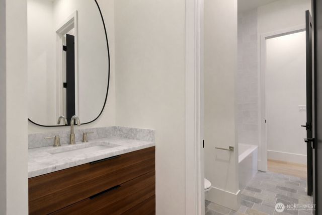 275 Island Boulevard, Fox Island, WA 98333