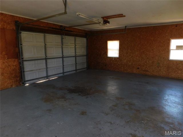 1409 4th Street N, De Soto, MO 63020