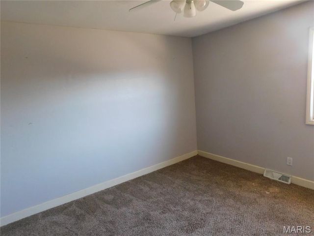 1409 4th Street N, De Soto, MO 63020