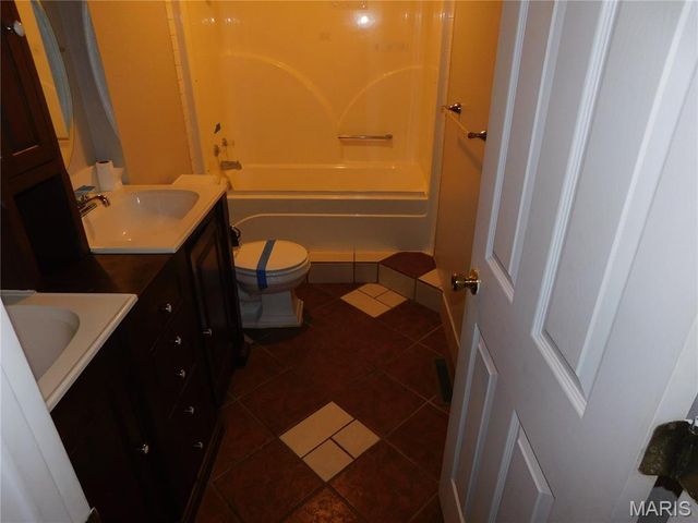 1409 4th Street N, De Soto, MO 63020