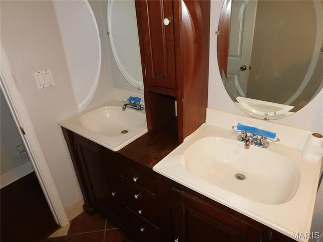 1409 4th Street N, De Soto, MO 63020