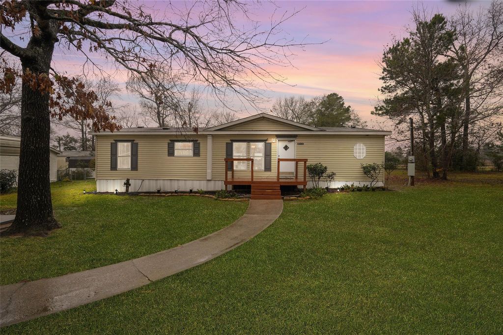 13069 Aspen Way Court, Willis, TX 77318