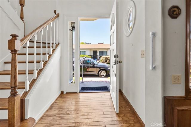 700 Goldenrod, Corona Del Mar, CA 92625