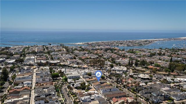 700 Goldenrod, Corona Del Mar, CA 92625
