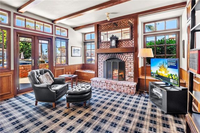 700 Goldenrod, Corona Del Mar, CA 92625