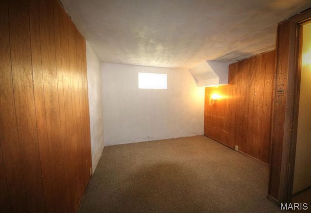 105 Clearview Drive, Florissant, MO 63033