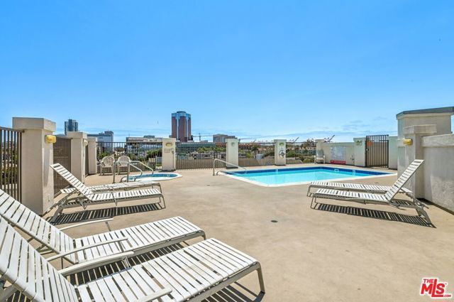 535 Magnolia Avenue 310, Long Beach, CA 90802