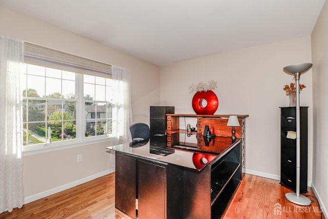 9 Glynn Court, Sayreville, NJ 08859